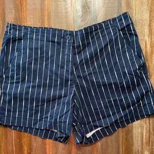 Nautica Women’s Navy Shorts with White Stripes NWOT